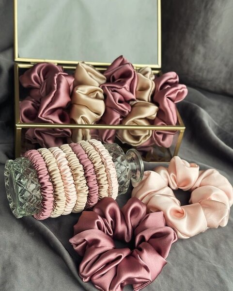 Chouchous et bonnets satin élégants