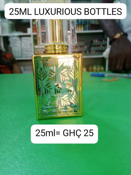 LUXURIOUS PERFUME BOTTLES AND PERFUME OIL FOR SALE. VERY AFF