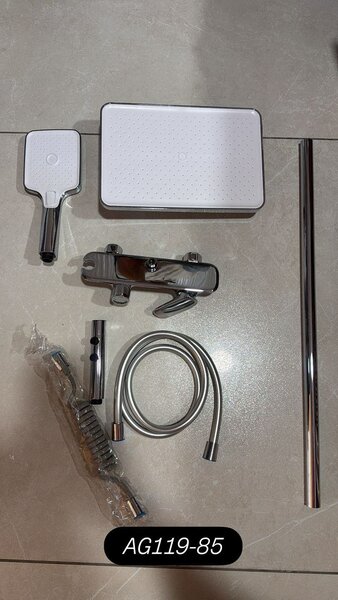 Système de douche encastré