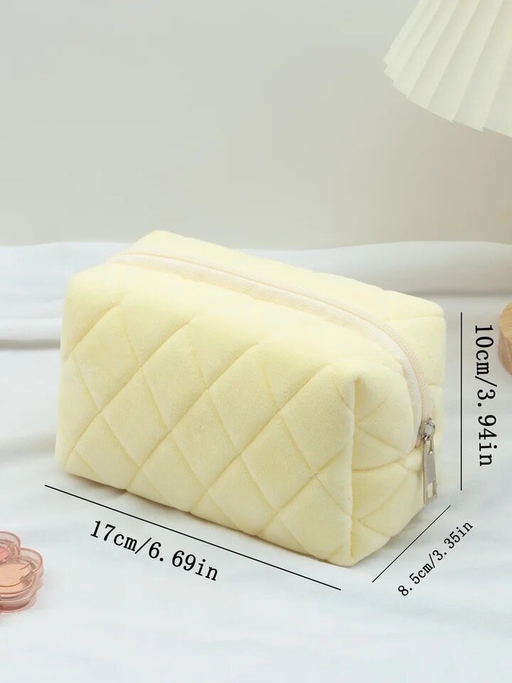 Trousse maquillage jaune matelassée