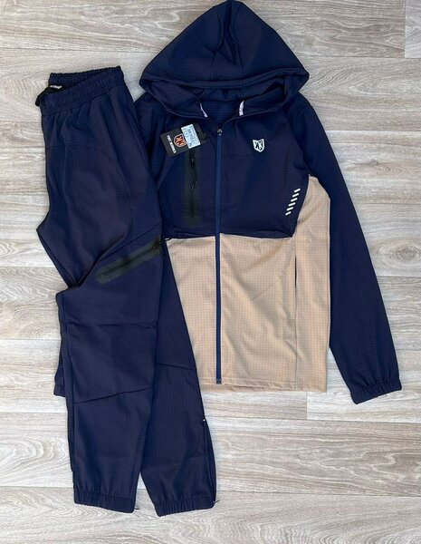 Ensemble de survêtement de sport