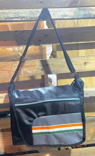 Sac bandoulière sportif coloré