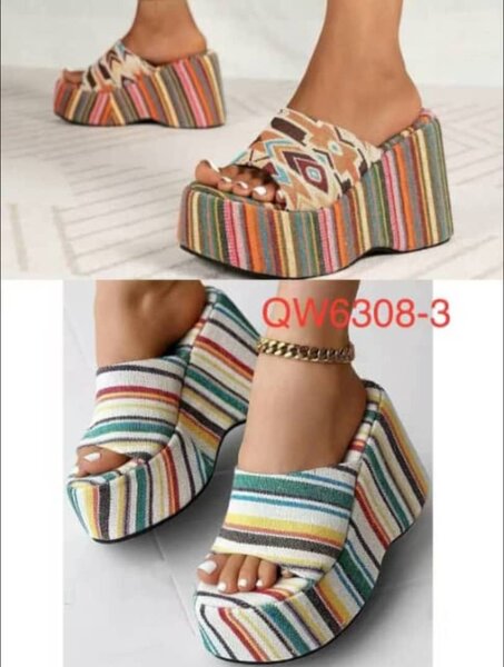 Sandales compensées à rayures