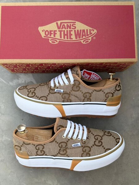 Vans Sneakers Édition Limitée