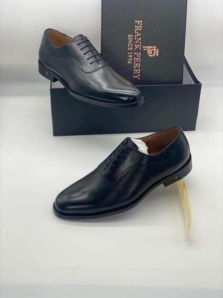 Frank Perry Solid Leather Formal Shoes