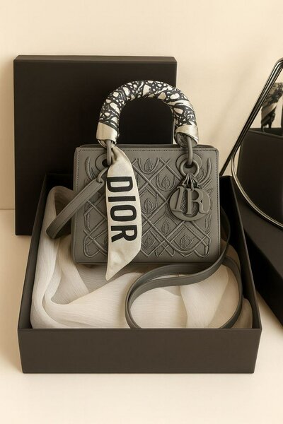 Sac à main élégant en cuir