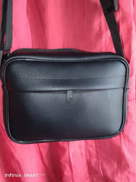 Sacoche bandoulière en cuir