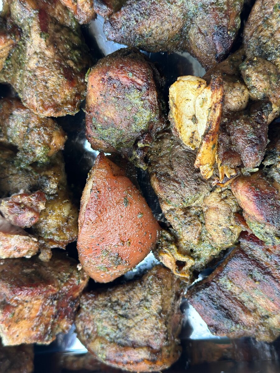 Porc au four et  Atieke