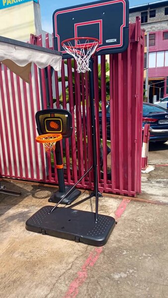 Panier de basket ajustable