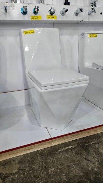 CERAMIC COMPLETE TOILET SEAT-TOP FLASH