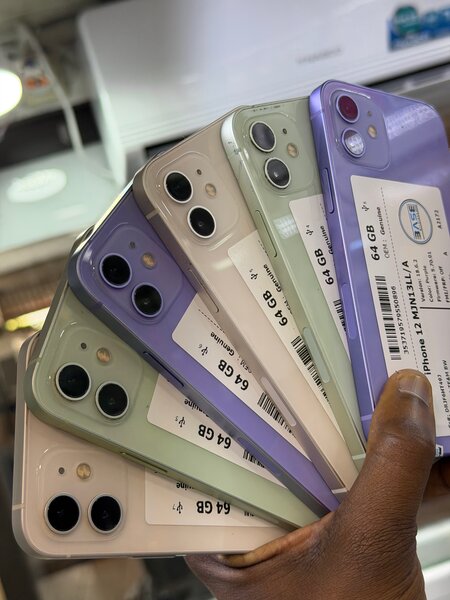 Smartphone iPhone 12 64Go