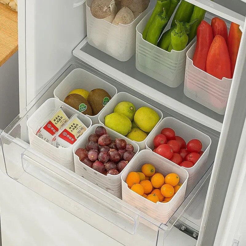 Fruit storage containers