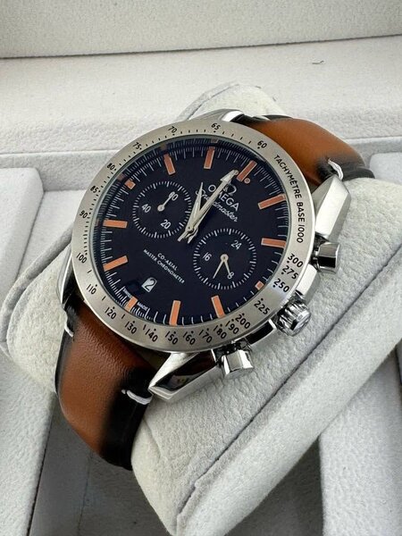 Montre chronographe élégante