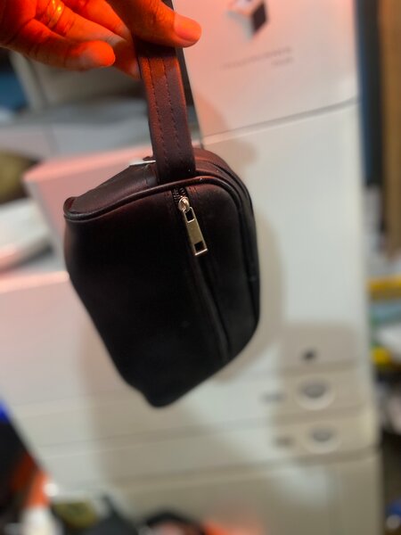 Trousse de toilette cuir