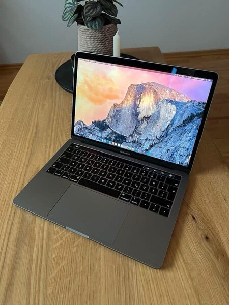 MacBook Pro 2019 Core i5 ~ Touch Bar Touch ID | 256 Go Ssd - 16Go Ram