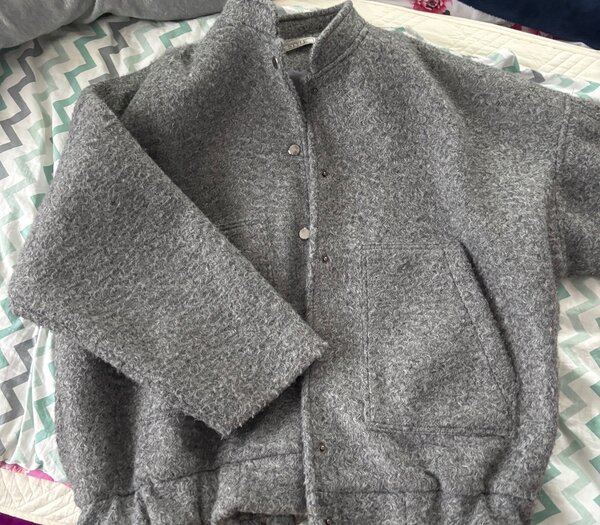 Серый бомбер