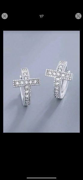 Boucles d'oreilles croix argentées