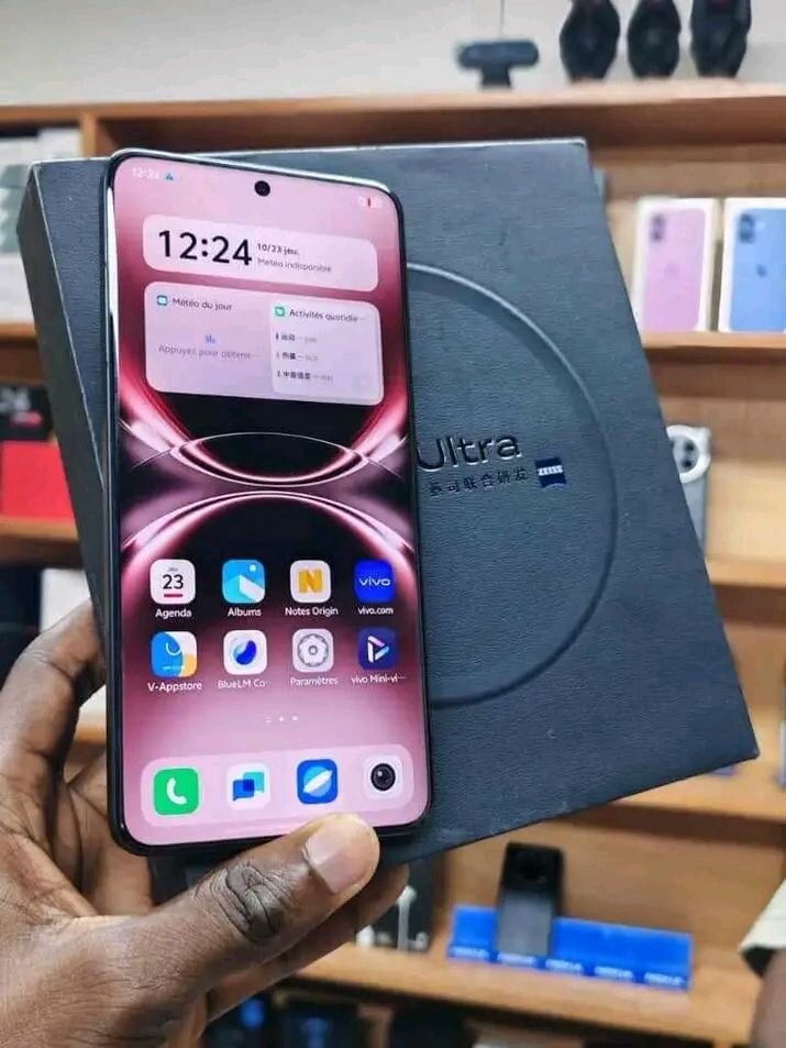 Vivo X200 Ultra Smartphone