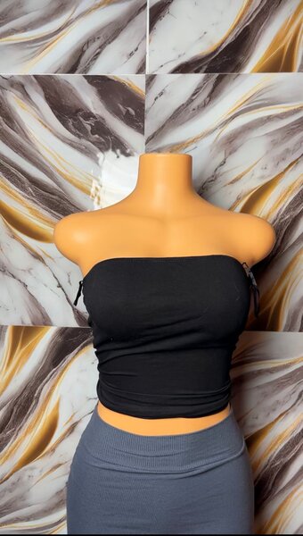 Top Bandeau Noir Élégant