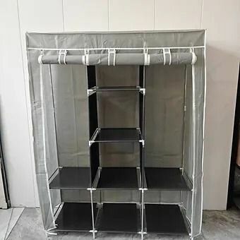 Harmoire pour vêtements FV22