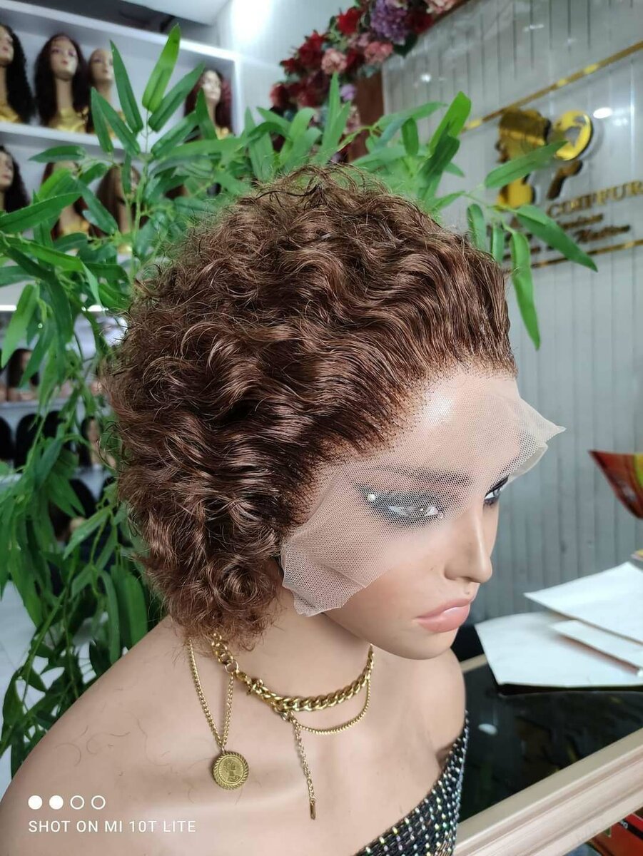 Perruques péruviennes importées qualité irréprochable