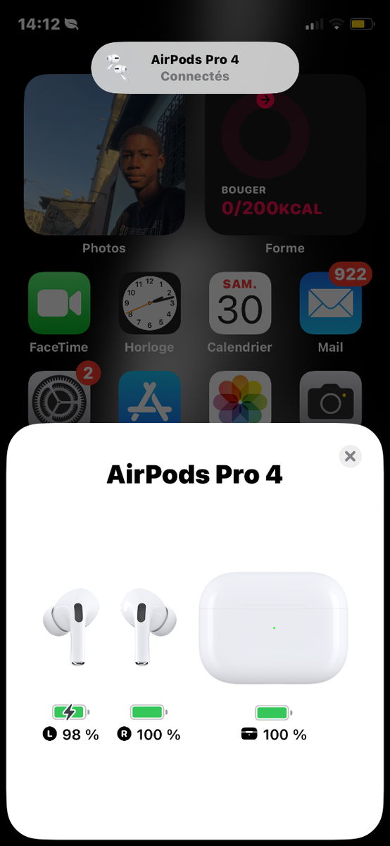 Écouteurs sans fil AirPods Pro 4