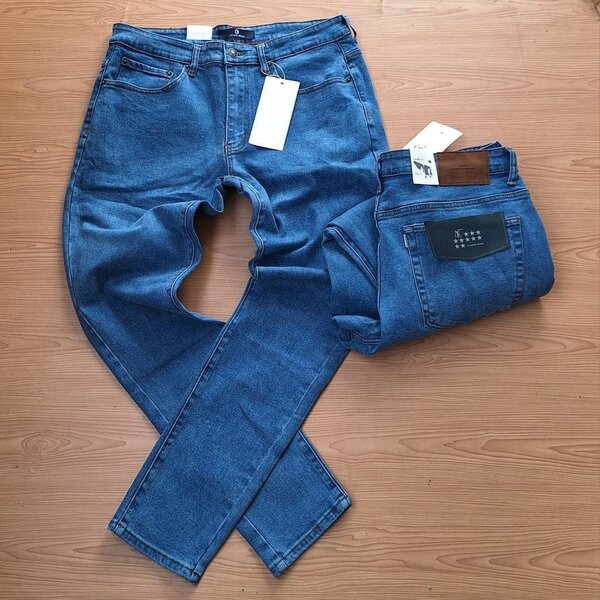 Stock Jeans