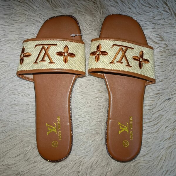Sandales femme Louis Vuitton
