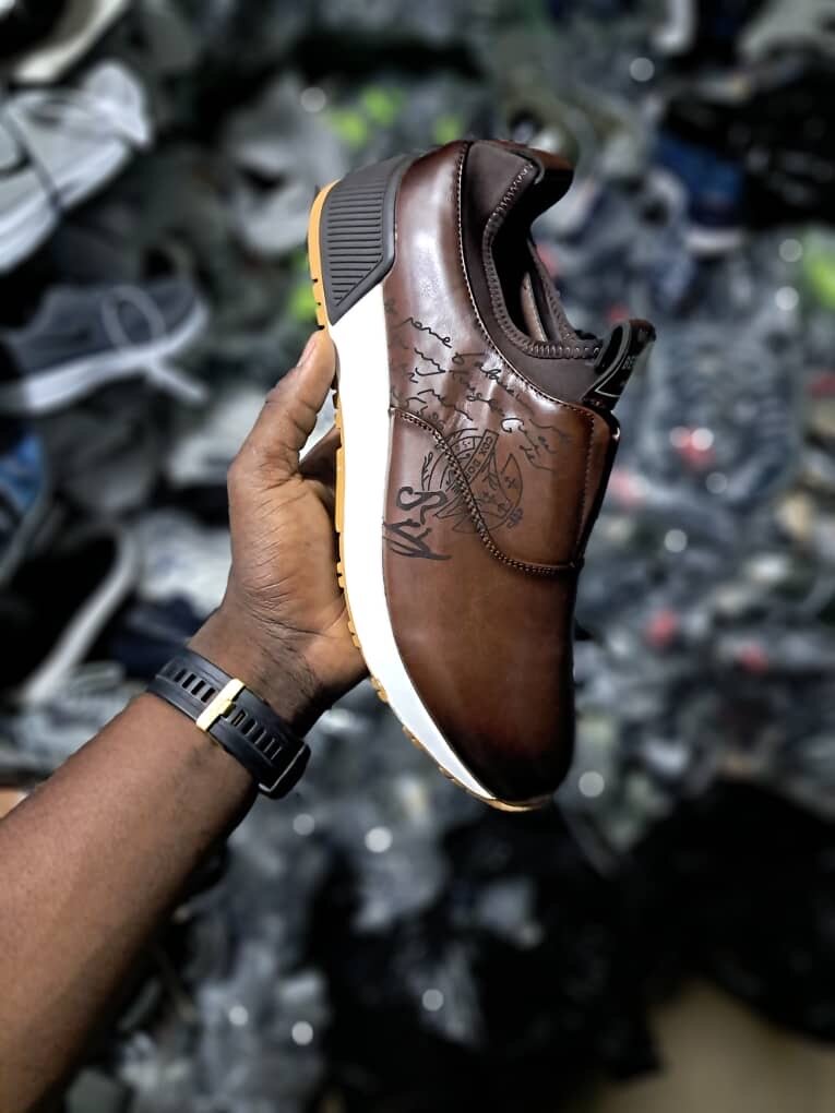 Baskets Homme Cuir Élégantes