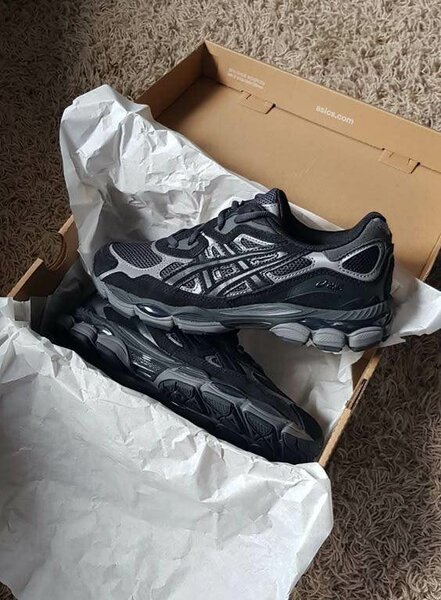 Chaussures de course légères