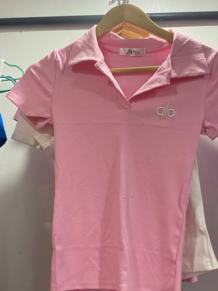 Polo rose pour femmes