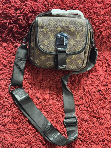 Sac bandoulière en cuir élégant