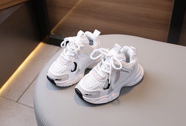 Chaussures de sport blanches