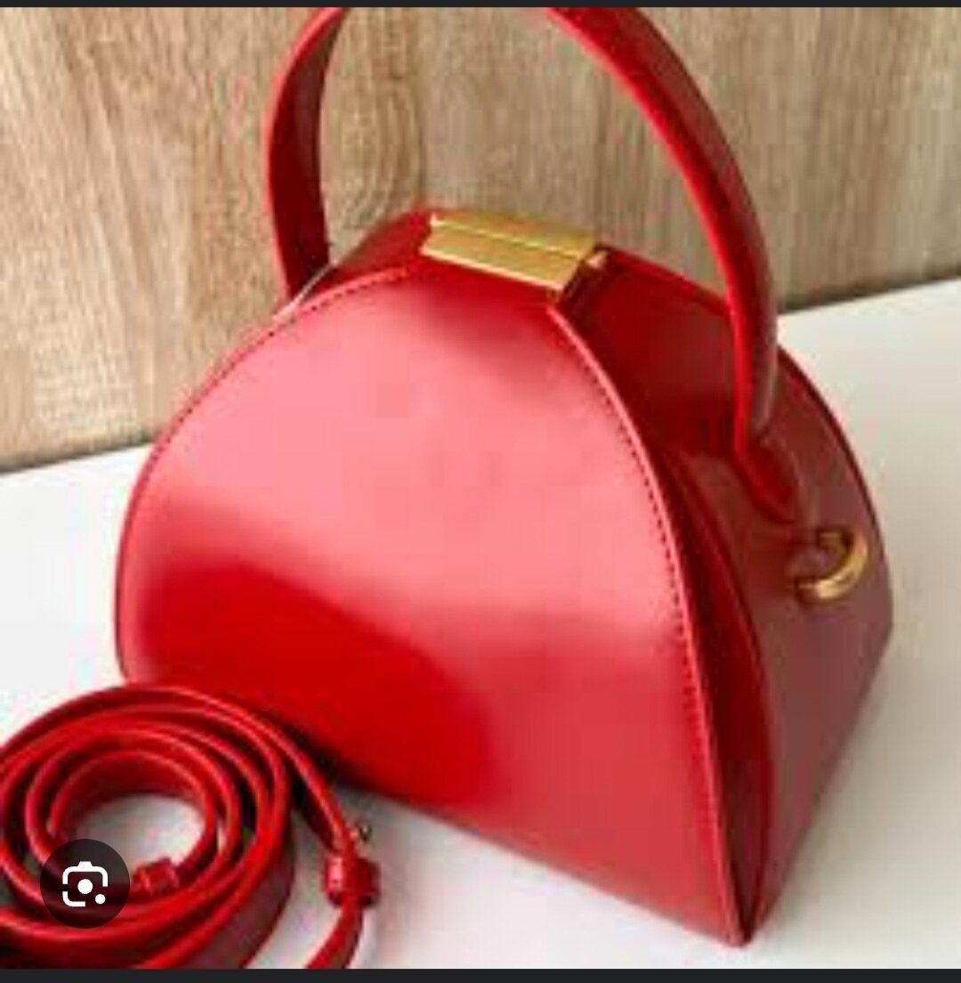 Sac à main tendance en cuir