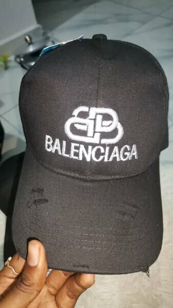 Casquette noire Balenciaga