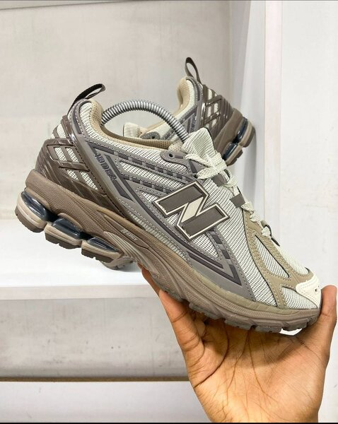 Original New balance sneaker