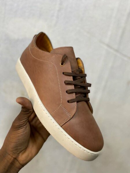 CHAUSSURE DÉCONTRACTÉE CUIR