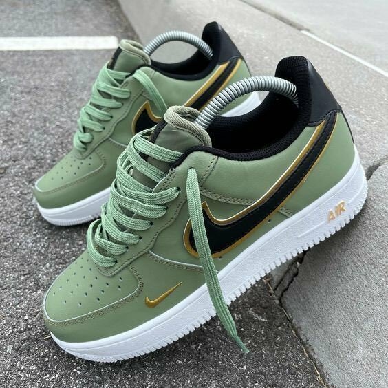 Airforce 1 low