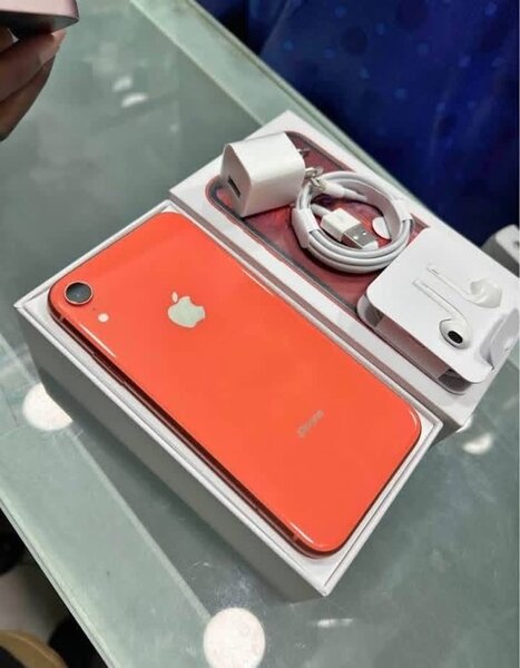 iPhone XR 64GB Rouge Neuf