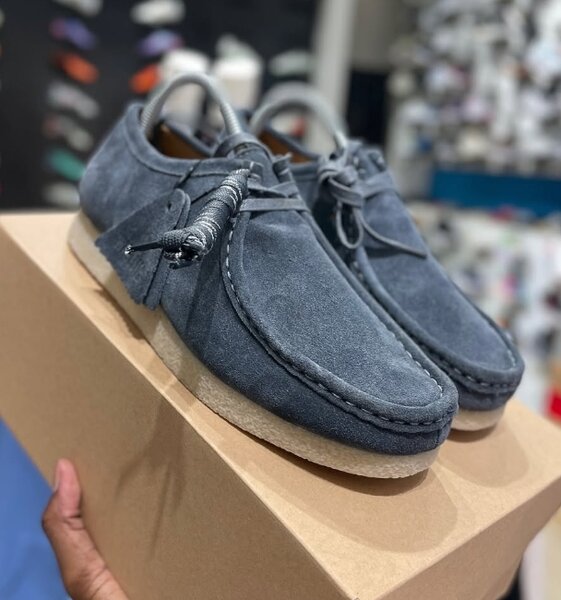 Clarks  grey  ORIGINALs