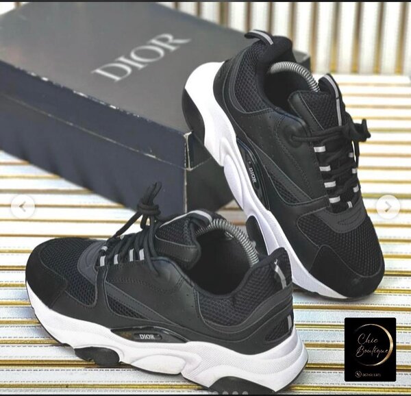 Basket Dior avec carton