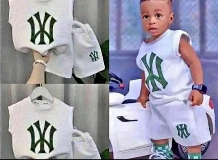 Ensemble bébé sportif blanc