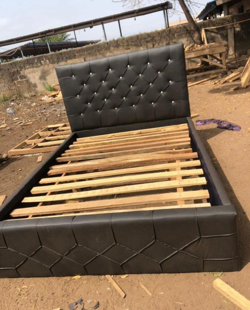 Double bed frame