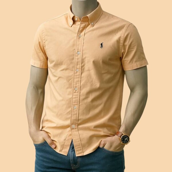 Chemise élégante à manches courtes