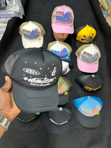 Casquettes Trucker unisexes tendance