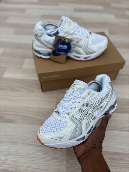 Chaussures de sport Asics pour femmes