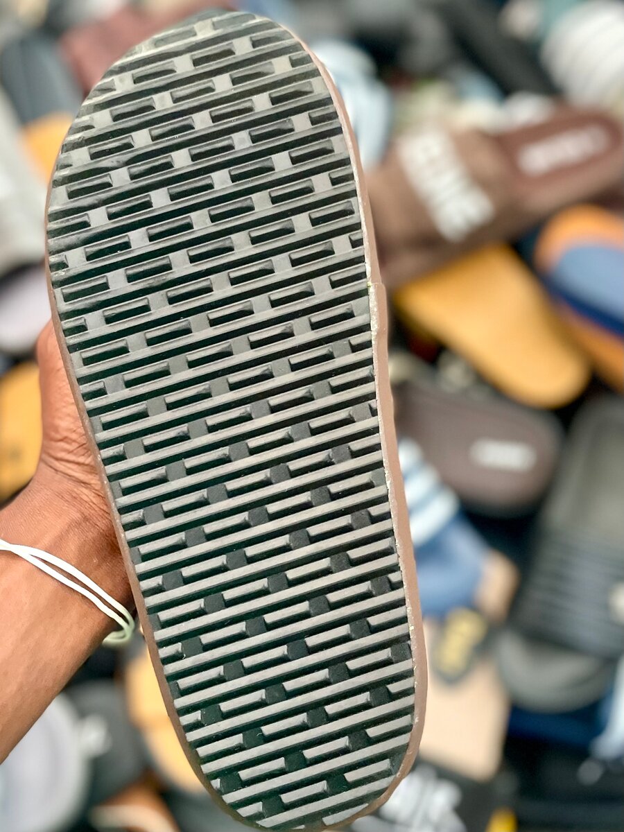 Tongs Celine Confortables