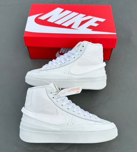 Baskets Nike blanches montantes