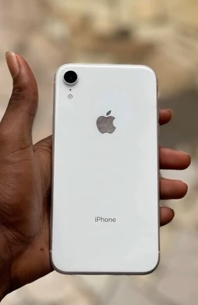 iPhone XR Blanc 64 Go