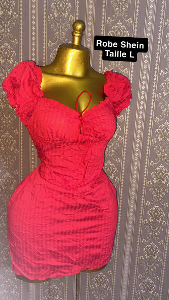 Robe rouge Shein taille L